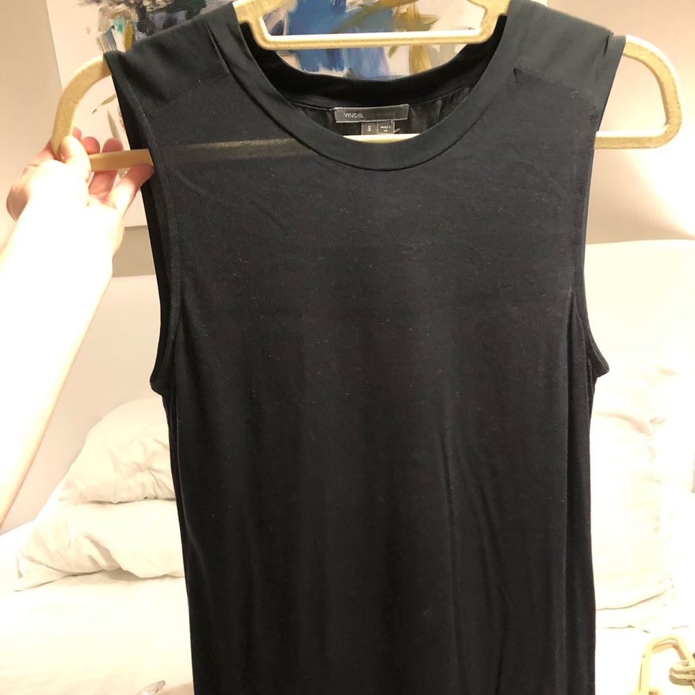 Sleeveless black top